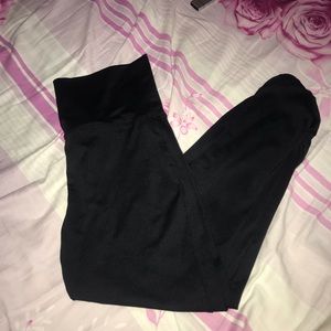 high waisted leggings w detailed bottoms